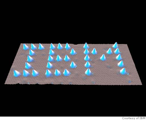 利用納米技術將氙原子排成IBM
