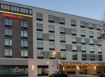 Hampton Inn Chicago North/Loyola Station