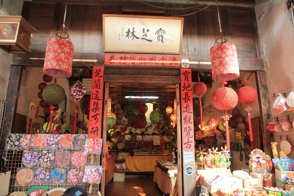 鹿港景點「鹿港老街」吃遍在地美食，必拍、環境、住宿飯店一次到位。