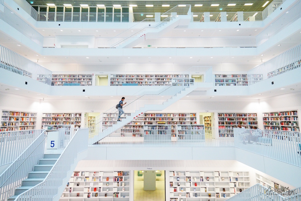 德國、斯圖加特 | 世界上最美圖書館、美的令人嘆為觀止的「 斯圖加特市立圖書館 (  City Library )」| 取得攝影許可、圖多介紹 @偽日本人May．食遊玩樂