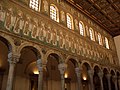 Basílica de Sant Apol·linar el Nou, Ravenna. Fundada per Teodoric el Gran per al culte arrià el 505.