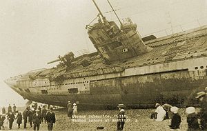 SM U-118 washed ashore at Hastings, Sussex