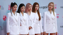 Itzy at Genie Music Awards in 2019, where they won Best New Artist.