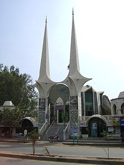 The town's modernist Mehtab Mosque