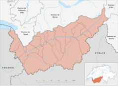 Mapa konturowa Valais, po lewej nieco na dole znajduje się punkt z opisem „Col de la Forclaz”