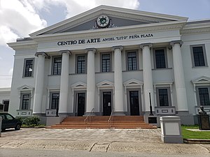 The Centro de Arte Angel "Lito" Peña Plaza in 2020, which used to be the Alcaldía or town hall of Humacao is on the US National Register of Historic Places.