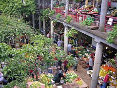 Mercado dos Lavradores (kovrita bazaro)