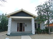 House at 186 Washington built 1900 and located at 186 Washington. The property was listed in the National Register of Historic Places on July 10, 1986. Reference number #86001560.