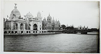 Pavillons de l'exposition universelle de 1900, photographie par Charles ou Paul Géniaux (Musée de Bretagne)