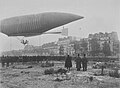 Il Lebaudy I il 20 novembre 1903 nei giardini Campo di Marte di Parigi