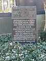 Gedenksteen in Berlin-Schöneberg an de körttiedig Graffstäe vun Beck un anner Opfer vun den 20. Juli