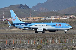 TUI Boeing 737-800 op het Spaanse eiland Tenerife