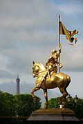 Estatua de Juana de Arco en París, de Emmanuel Frémiet (1874 —reelaborada en 1899—).[49]​