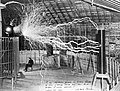 Nikola Tesla i sitt laboratorium