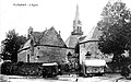 Plouray : la chapelle Notre-Dame de Lorette (à gauche sur la photographie) et l'église Saint-Yves vers 1930 (carte postale).