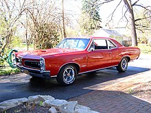 Pontiac GTO 1966.jpg