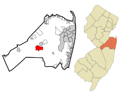 Map of West Freehold highlighted with in Monmouth County. Right: Location of Monmouth County in New Jersey.