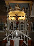 Minor retablo with crucified Christ