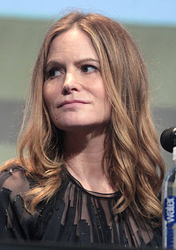 Jennifer Jason Leigh San Diegon Comic-Conissa vuonna 2015.