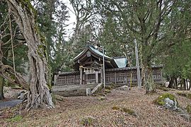 Prayer area (haisho) before the honden