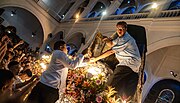 Descent of the Image from her carossa after a procession