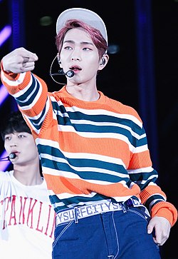 Onew di Dream Concert 2015