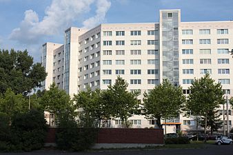 Zehngeschosser am Albert-Wolf-Platz