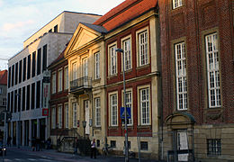 Façade du musée d'art Pablo Picasso.