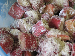 Mixed fruit and dry ingredients for pie filling