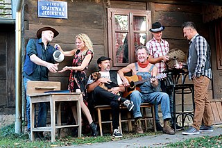 Zabranjeno Pušenje in 2021 (left to right): Klo, Angie, Sejo, Trak, Toni, and Robi