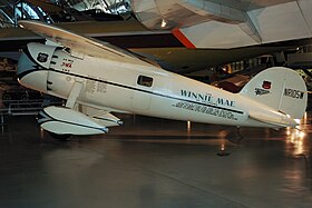 le Lockheed Vega Winnie Mae de Wiley Post.