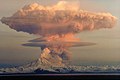 Erupcion dau Mont Redoubt en 1990.