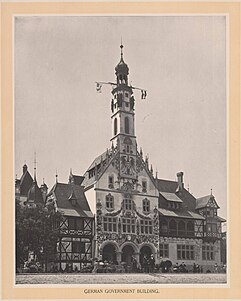 Das Deutsche Haus auf der Weltausstellung in Chicago. Architekt Karl Hoffacker (1856–1919). Es ist dem Rathaus von Rothenburg ob der Tauber nachempfunden.