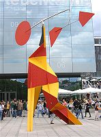 Crinkly avec disc rouge (1973) Schlossplatz in Stuttgart