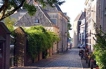 Begijnenstraat. Noordelijke richting