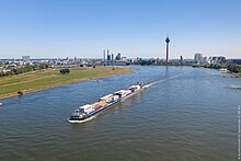 Düsseldorf Rhein (51720326377).jpg