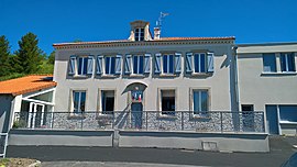 The town hall in Orbeil