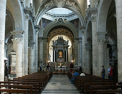 Vista da nave.