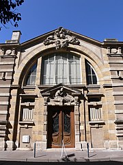 La Pensée libre et Le Forgeron (1902), altorilievi, Maison du peuple a Nancy.