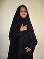 穿著傳統伊斯蘭頭巾的阿拉伯穆斯林女孩