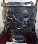 Roma dönemi Venüs kabartmalı gümüş situla, MS 190-210