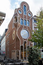 Kalandestraat no. 1 in Ghent, Belgium, by Denis Van Impe and Colette Van Vynckt (1980)[235]