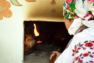 Піч для готування їжі в Опішні