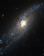 Ùi Hubble Thài-khong Tiàu-kiàⁿ khòaⁿ tio̍h ê NGC 406 gîn-hô