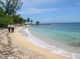 Het strand Playa Taïno