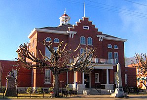 Trousdale County Courthouse