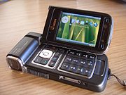 Nokia N93, mixed swivel/flip