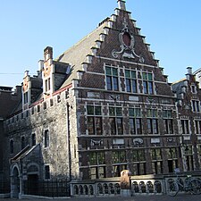 Hof van Fiennes, Sint-Michielsplein, Gent