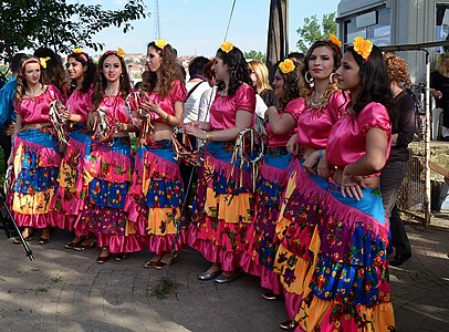 Roma-vrouwen die het Kakava-festival in Edirne vieren (2015).