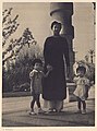 Nam Phuong with Crown Prince Bảo Long (left) and princess Phương Liên (right) in 1938